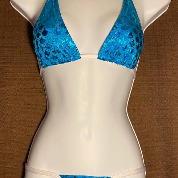 Meet your Posher, Sunshine swim - Picture 1 of 1